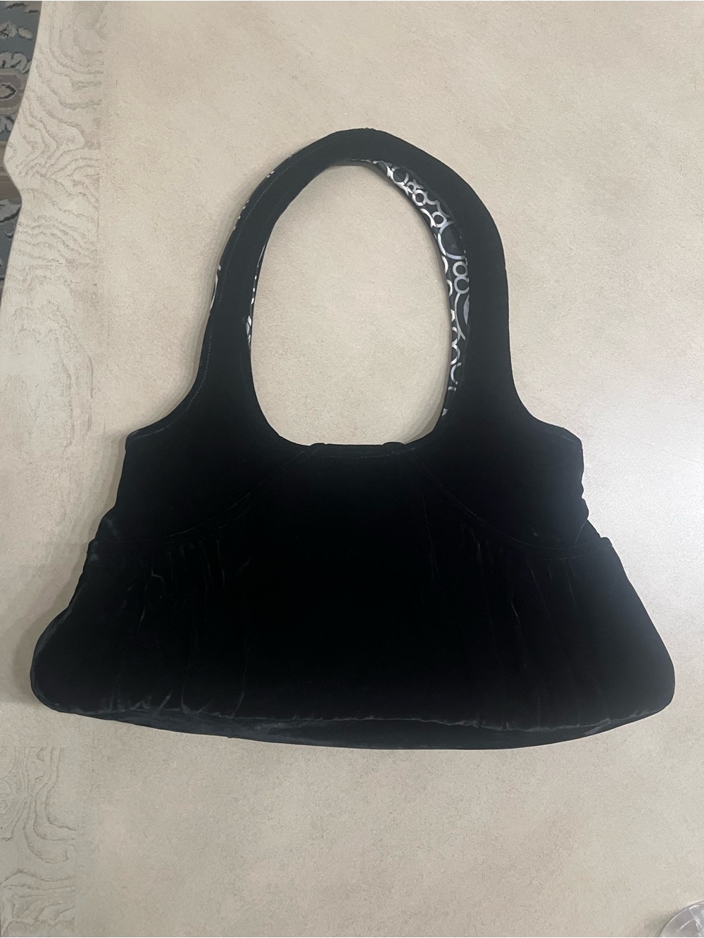 Shiraleah Black Velvet Hobo Bag with Retro Geometric Lining